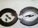 Brake shoes for trailers