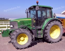 Vennék John deere traktort