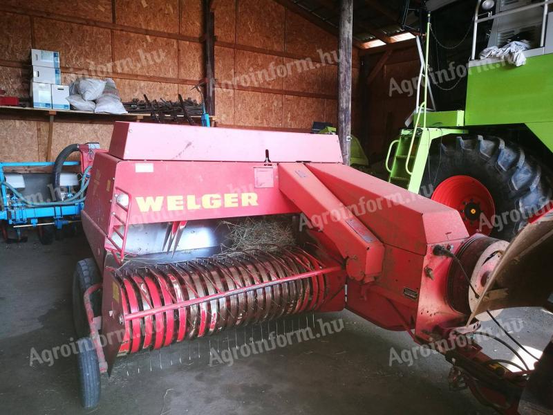 Welger AP 63 small dice baler