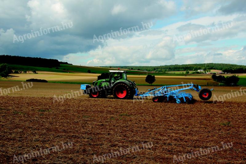 LEMKEN Kompakt grubber Kristall 9