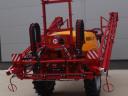 Source 2000 trailed boom sprayers