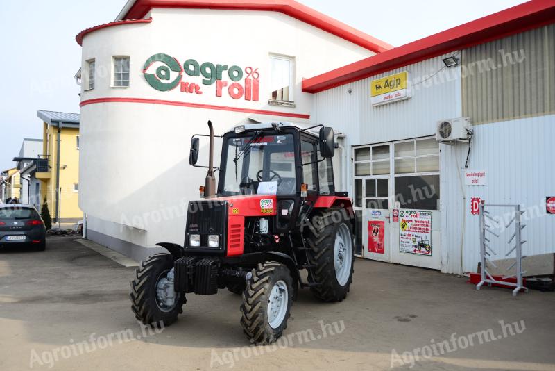 Belarus MTZ 820 Traktor raktárról