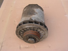 Bontott busz generátor 28V