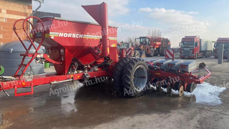 Prodajem Horsch Maestro 8,75 / 12,45 cc