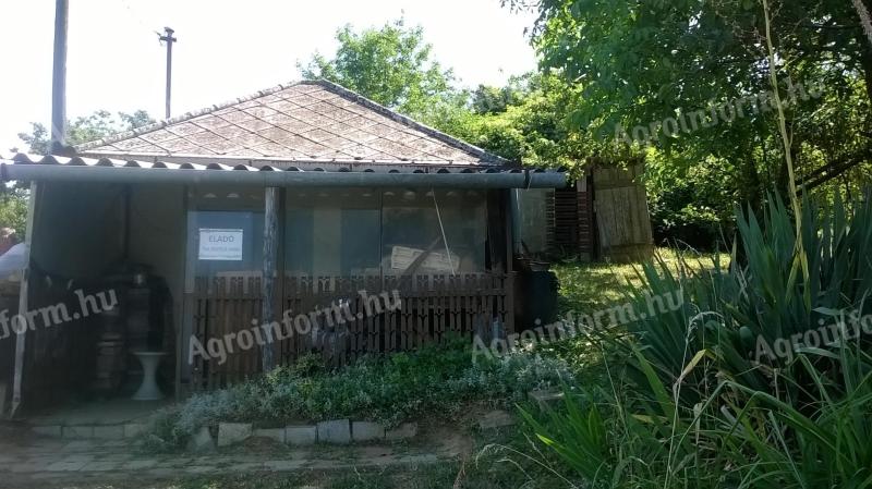 4000 m² private garden for sale near Lake Balaton