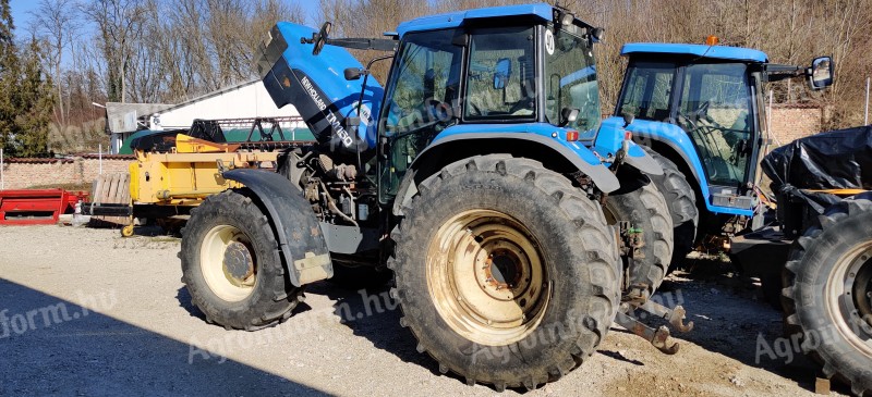 New Holland TM150 BONTOTT ALKATRÉSZ