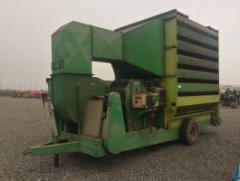 Strahl 700 mobil termeny szarito