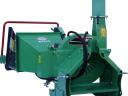 New gimbal-driven wood chipper, branch crusher with hydraulic retraction