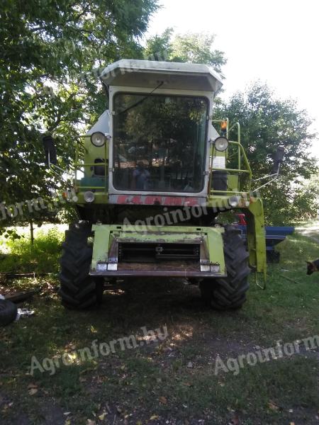 Claas Dominator 96 SL Hydro + Claas SL5-75 Servo kukorica asztal