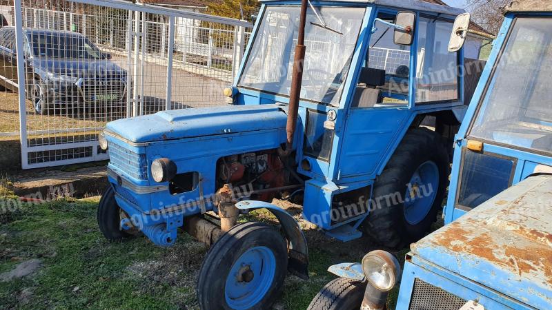 89 ZETOR 5611, for 3 persons