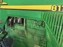 John Deere traktor