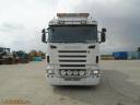 Scania R420 8×4 betonkeverö