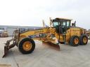 Volvo G930 grader + 3D GPS system