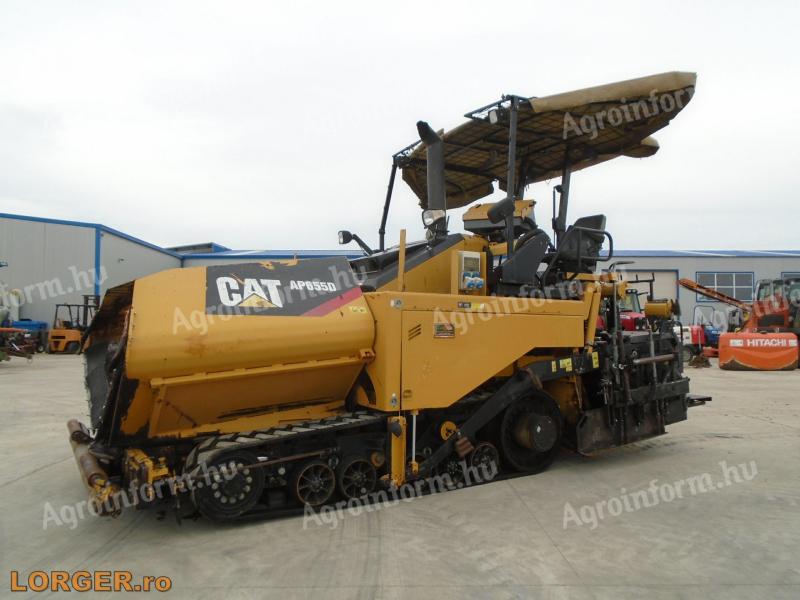 Stroj za asfalt Caterpillar AP-655D