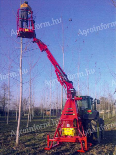 FAMA TRTE9000 hydraulic pruning stands