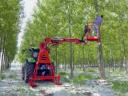 FAMA TRTE9000 hydraulic pruning stands