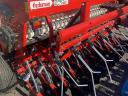 ÖZDUMAN 25 row seeder for cereals and small seeds, with fertiliser hopper