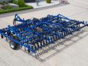 ROLMAKO U 445 VibroStar 8 m seedbed set available