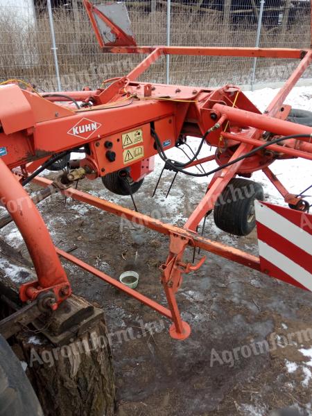 Kuhn 8501 MH rendterítő