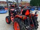 Kubota B2441 homlokrakodóval és kanállal ÚJ