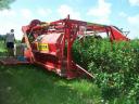 Weremczuk berry harvesters can be integrated into the horticultural tender