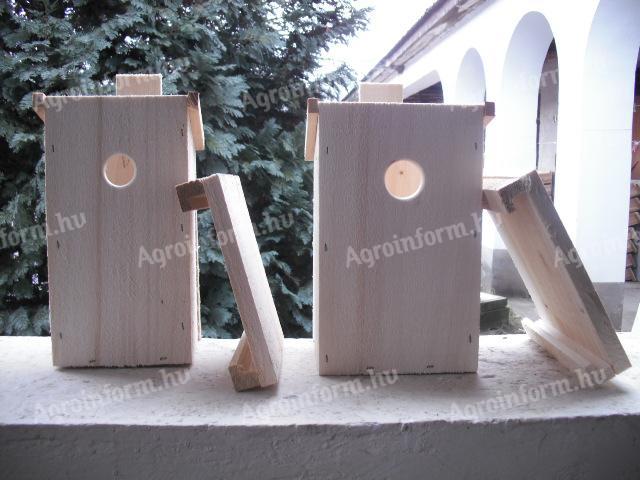 AKG Typ A, B, C Vogelhaus zu verkaufen