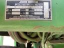 John Deere Z 2058 kombájn adapterekkel
