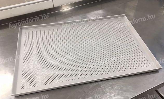 New perforated aluminium baking tray