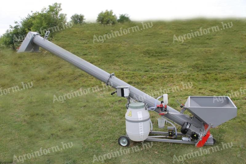 Seed spraying machine