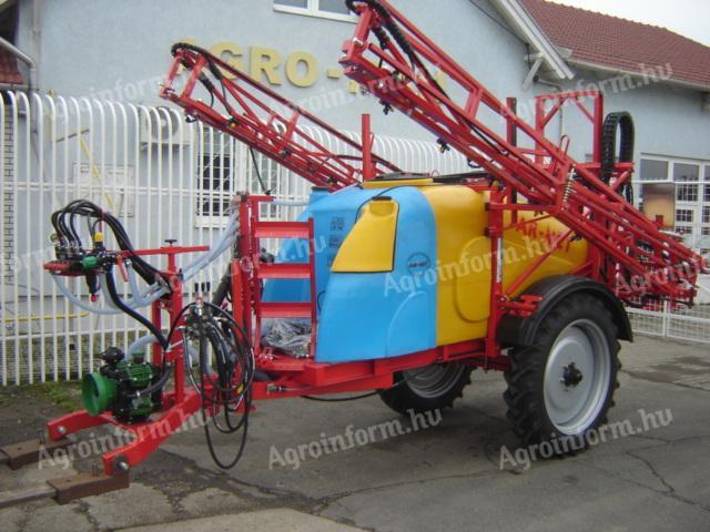 Pulverizator 2000/18 Încărcător pe roți