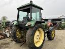 John Deere 2140