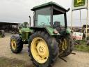 John Deere 2140