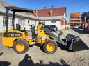 Încărcător articulat JCB 403 cu cupă Quicke cadou