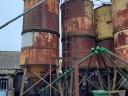 Crop storage silo