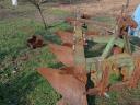 Three-headed plough IH plough head