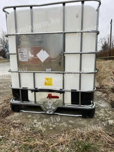 IBC 1000 litre tanks for sale