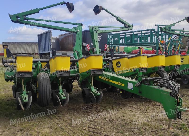 John Deere 1760 12 soros szemenkénti vetőgép