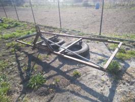 3 leveles függesztett fogas kerete eladó