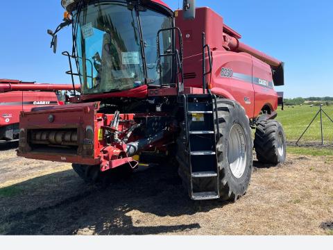 Case IH Axial-Flow 8230 eladó