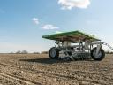 FarmDroid in Ungarn! Autonomer Roboter zur Aussaat, Aussaat und Reihenbearbeitung mit Solarpanel