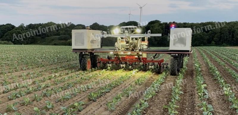 Robot, the autonomous diesel robot tractor! Up to 60 hours of autonomous operation