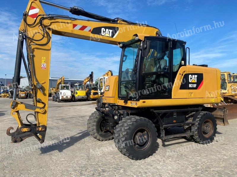 Caterpillar M318F / 2015 / 8000üó / Lízing 20%-tól