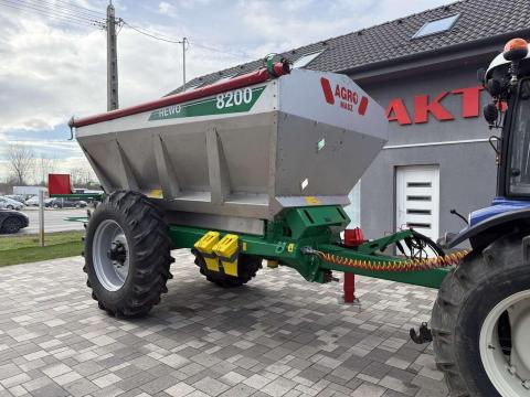 Agromasz AGRO-MASZ REWO-8200 vontatott műtrágyaszóró – csak a Royal Traktornál Agromasz AGRO-MASZ REWO-8200 vontatott műtrágyaszóró – csak a Royal Traktornál