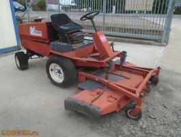 Toro Groundmaster 223D fűnyíró
