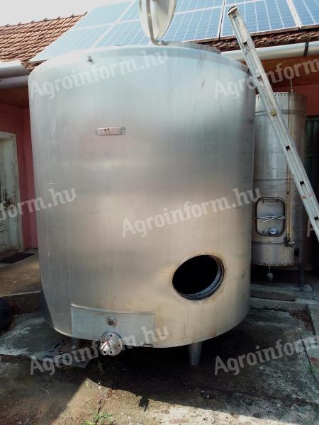 Double-walled, acid-proof, stainless steel, 5000+ litres standing tank for sale