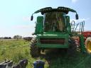 John Deere T660 combine