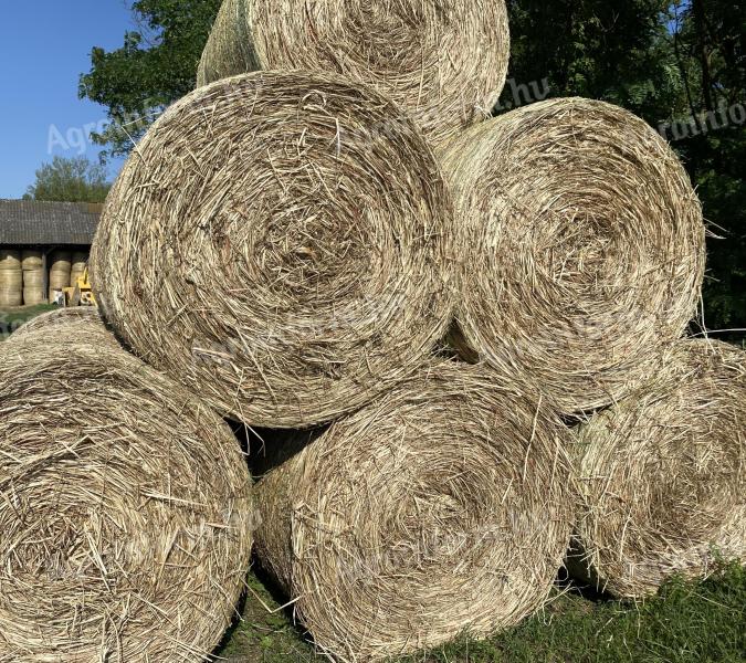 Heuballen zu verkaufen zu einem reduzierten Preis