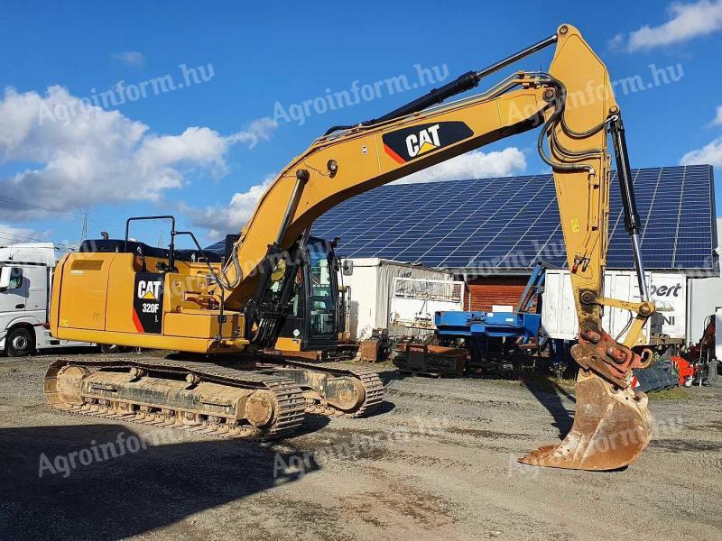 Caterpillar 320FL / 2016 / 3 200 üó / Lízing 20%-tól