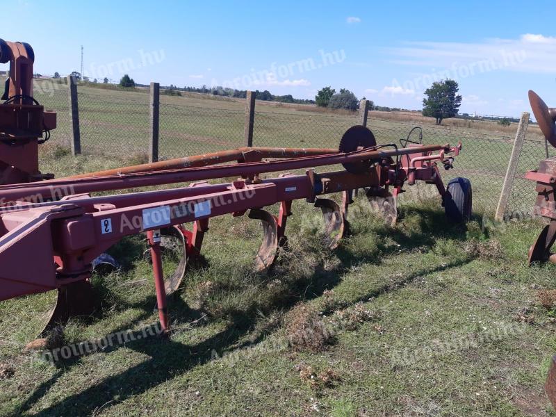 Rábawerk Condor 5 head plough