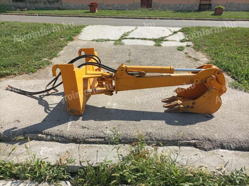 Trenching adapter